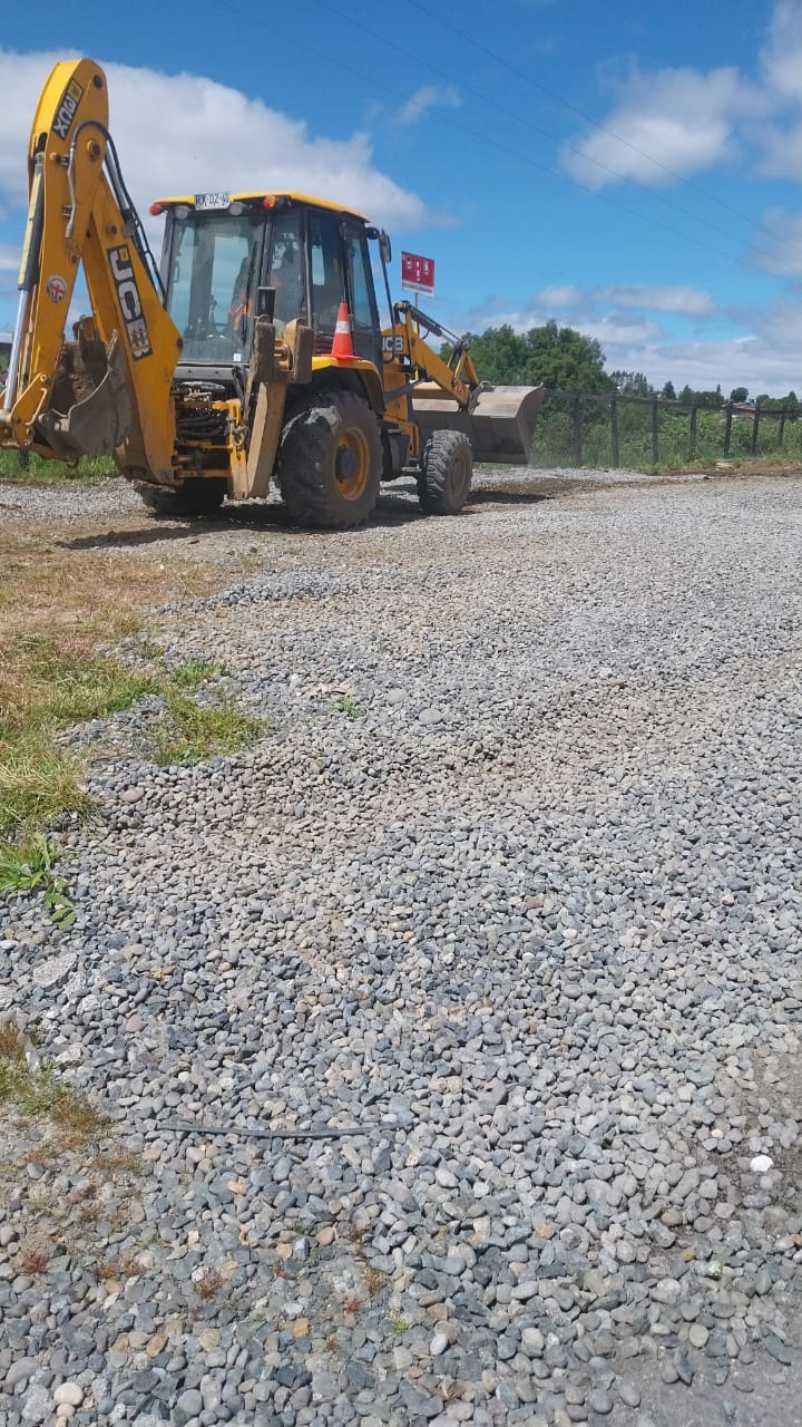 Instalación de sistema de desagüe en sala de máquinas – Salmones de Chile